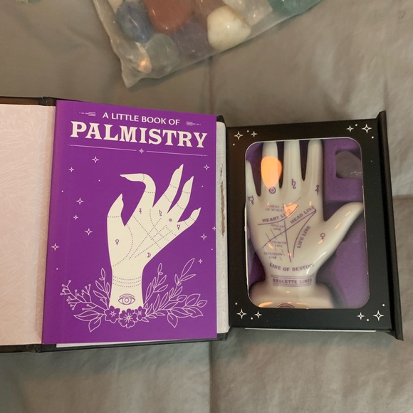 Metaphysical Lot - Picture 6 of 10